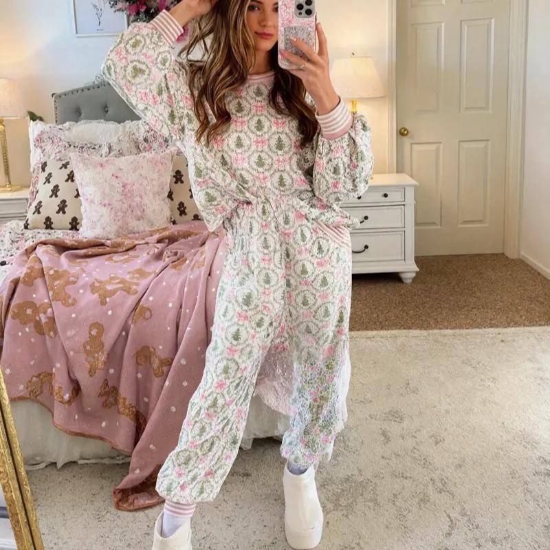 Aubrey | Cozy Christmas Bow Print Loungewear Set
