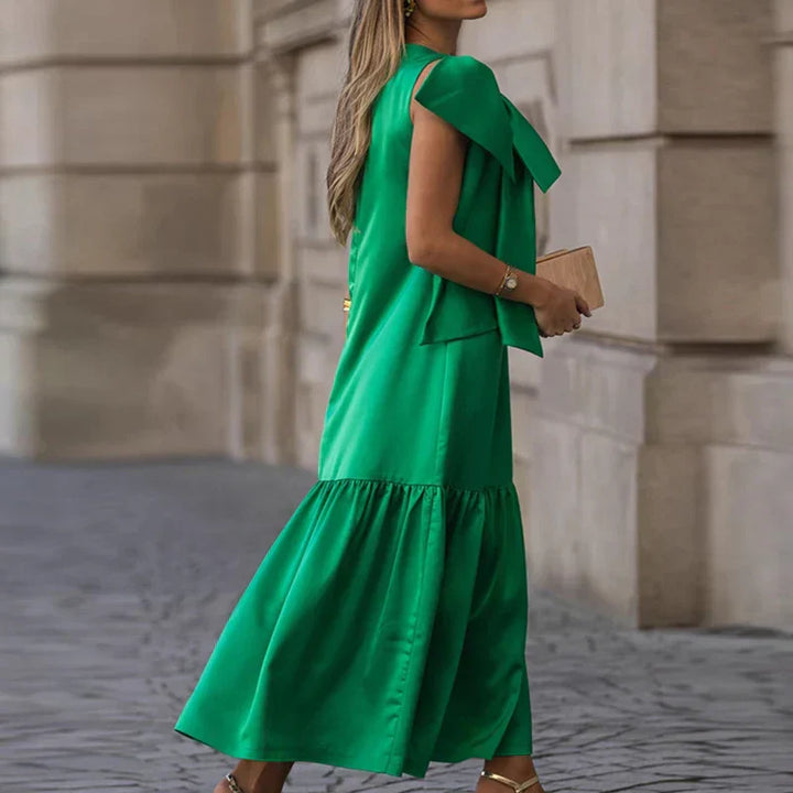 Aurélie – Elegant Bow Detail Maxi Dress